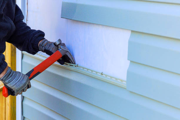 Reliable Emergency Siding Repair contractor in Lewisburg, TN by Squared Siding